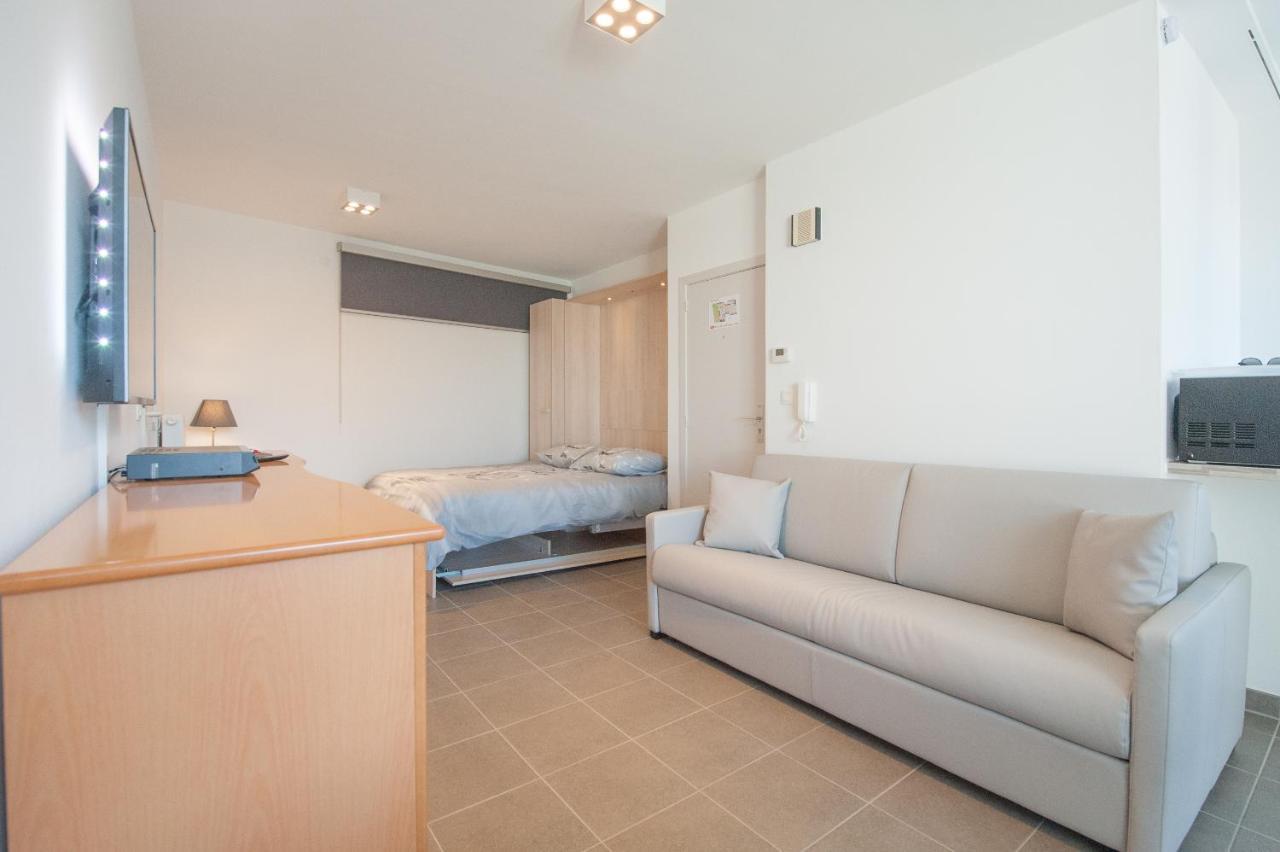 Studio Met Groot Zonneterras Centrum Oostende Экстерьер фото